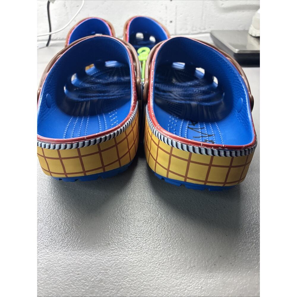 Size 12 Men’s - Crocs Classic Clog Toy Story Woody 209446-4GX New With Tags - Picture 5 of 5